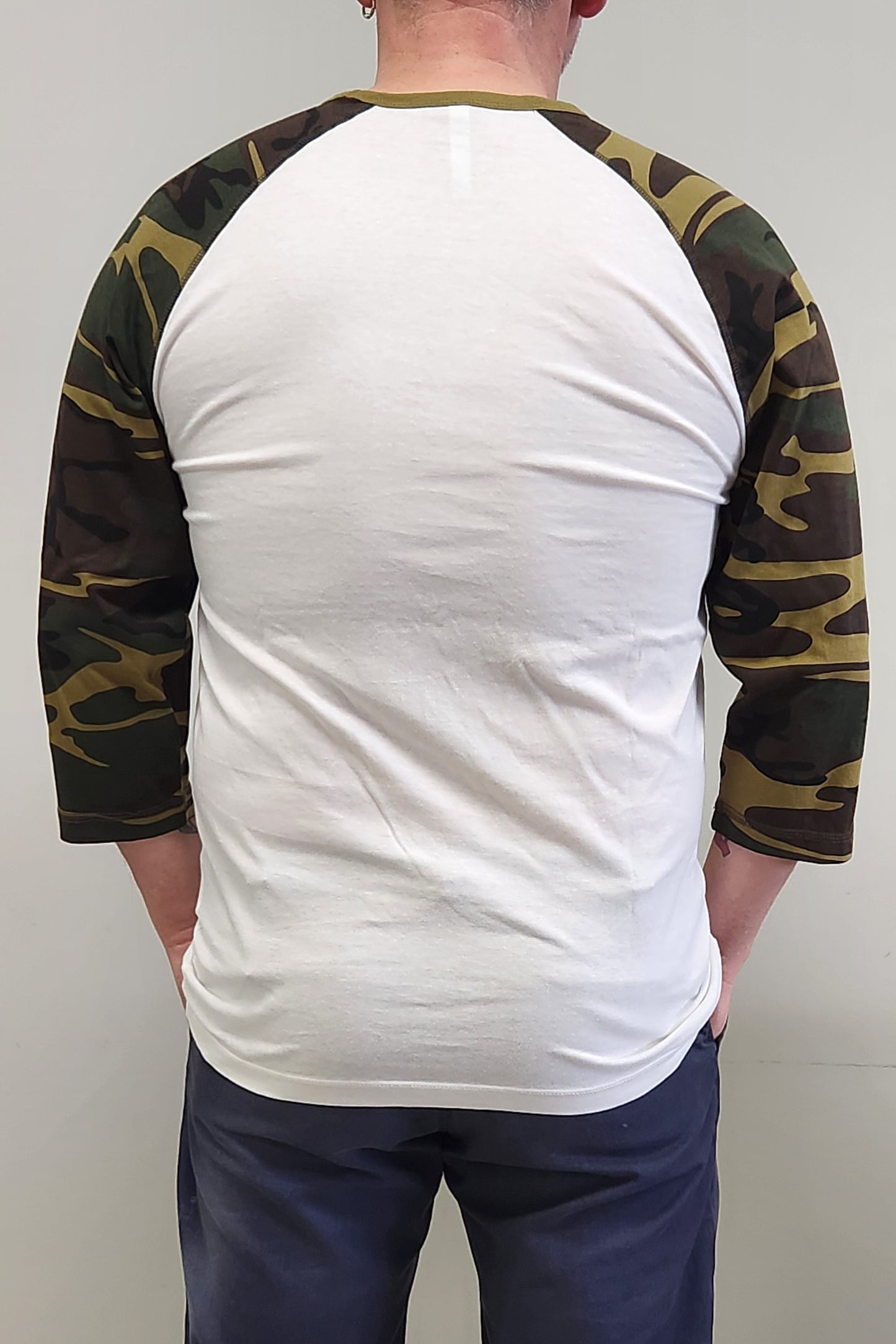 White and camo baseball shirt (men)