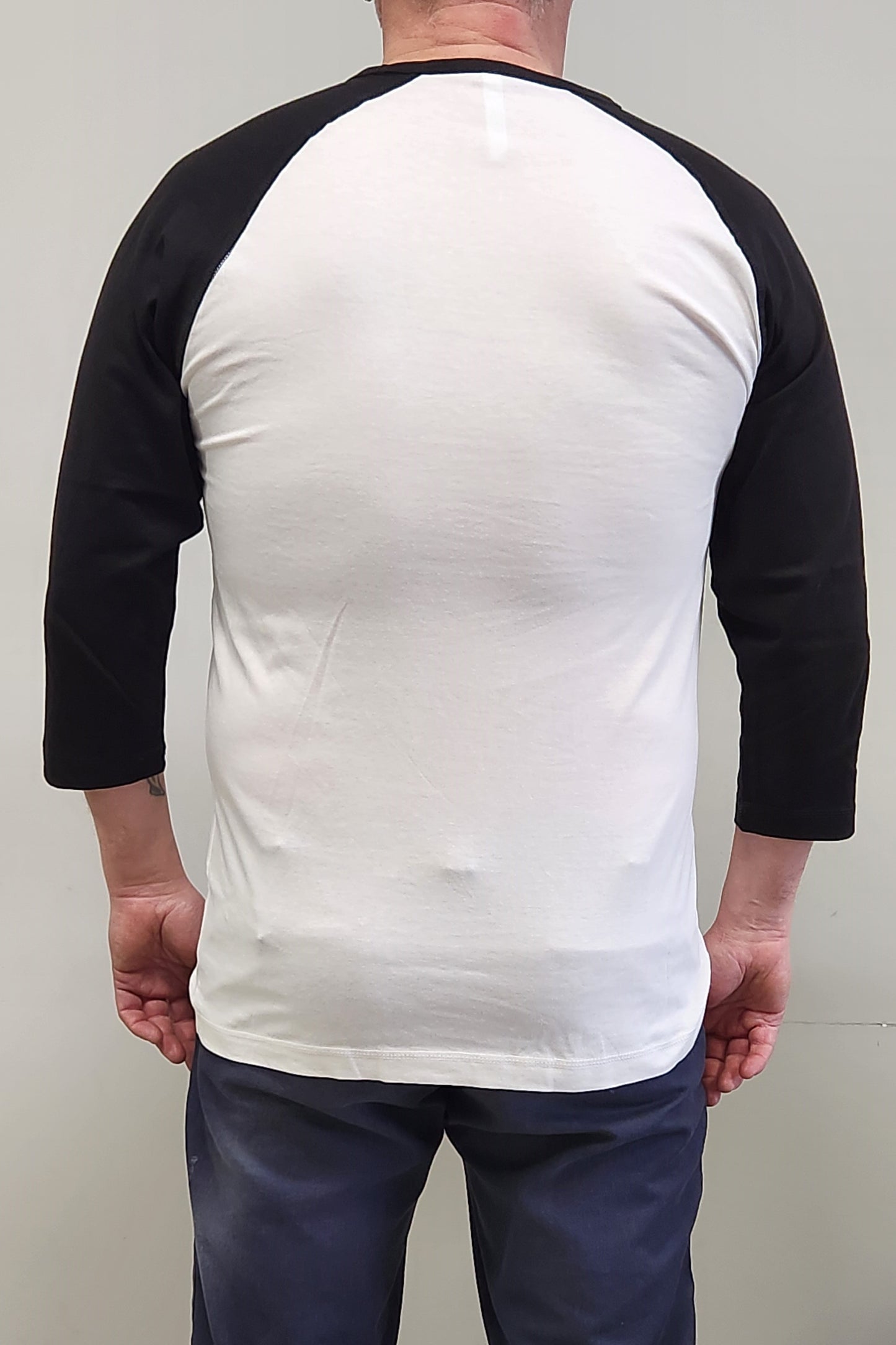 Black and white baseball shirt (men)